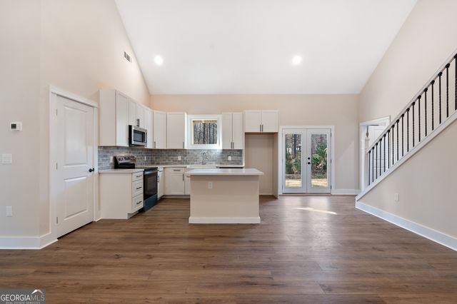 277 Cole Forest Boulevard, Barnesville, GA 30204