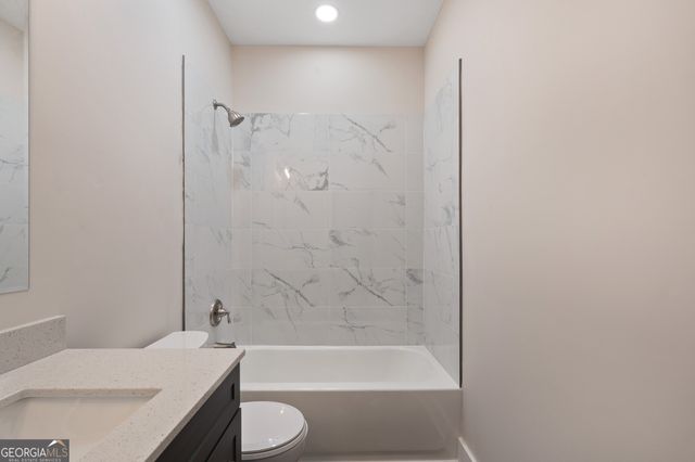 277 Cole Forest Boulevard, Barnesville, GA 30204