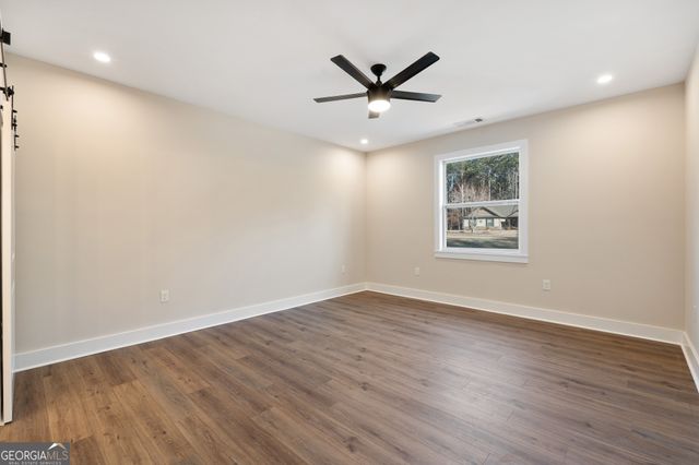 277 Cole Forest Boulevard, Barnesville, GA 30204