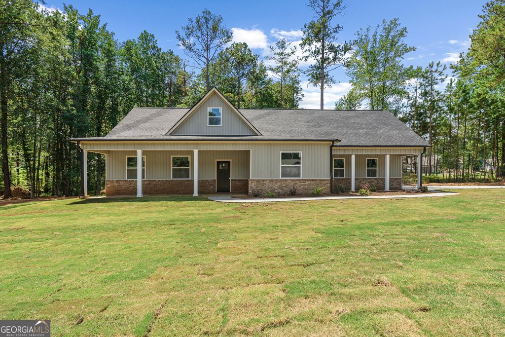277 Cole Forest Boulevard, Barnesville, GA 30204