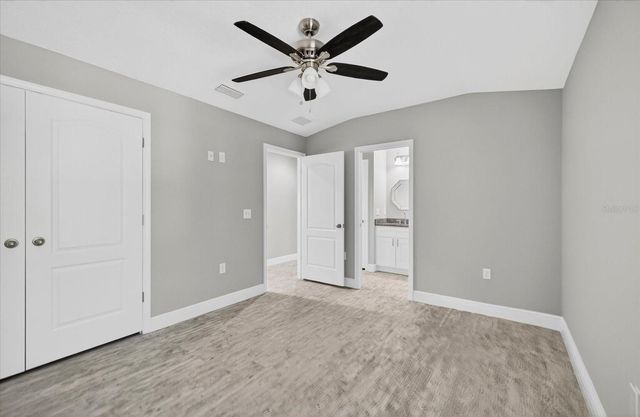 8914 N LYNN AVENUE, Tampa, FL 33604