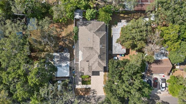 8914 N LYNN AVENUE, Tampa, FL 33604