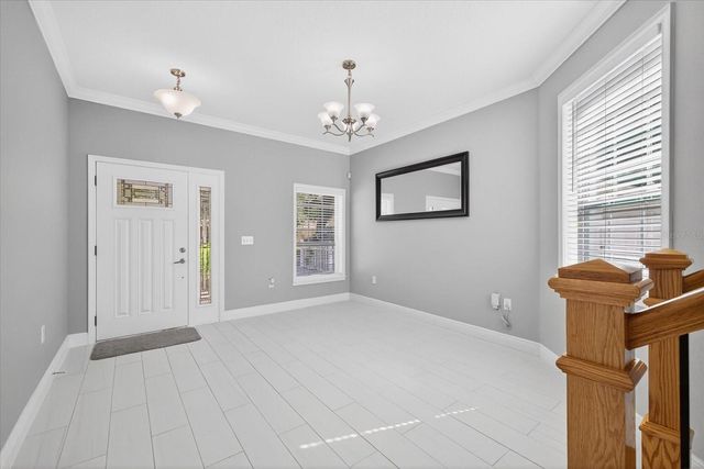 8914 N LYNN AVENUE, Tampa, FL 33604