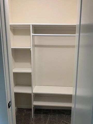 106 Mountain St Street, Cassville, MO 65625