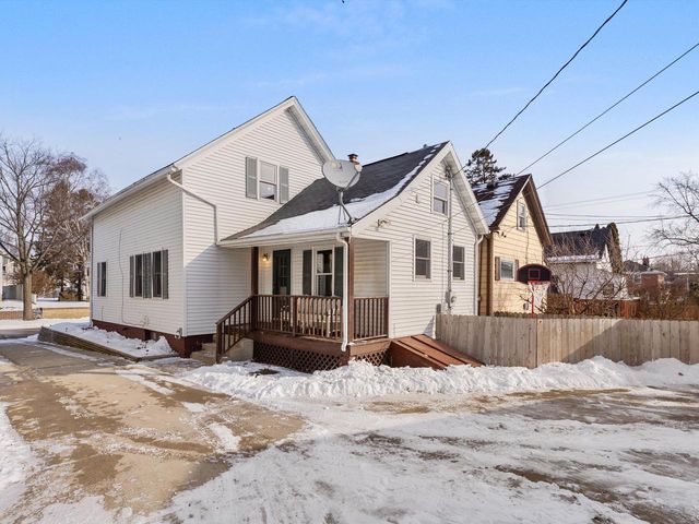 211 Lincoln AVENUE, Sheboygan, WI 53081