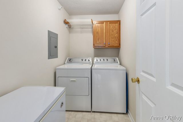8621 S Jasonville Court Se 162, Caledonia Twp, MI 49316