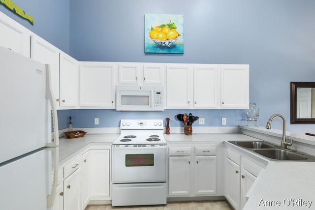 8621 S Jasonville Court Se 162, Caledonia Twp, MI 49316