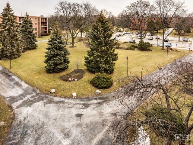 1515 E Central Road 460B, Arlington Heights, IL 60005