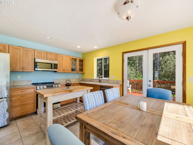 26659 KITTIWAKE Dr, Rockaway Beach, OR 97136