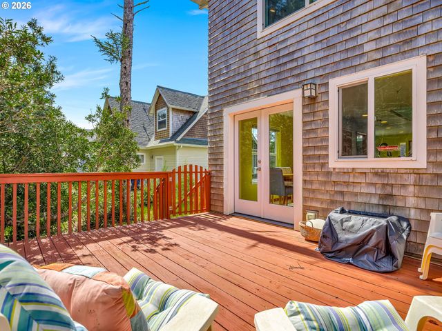 26659 KITTIWAKE Dr, Rockaway Beach, OR 97136