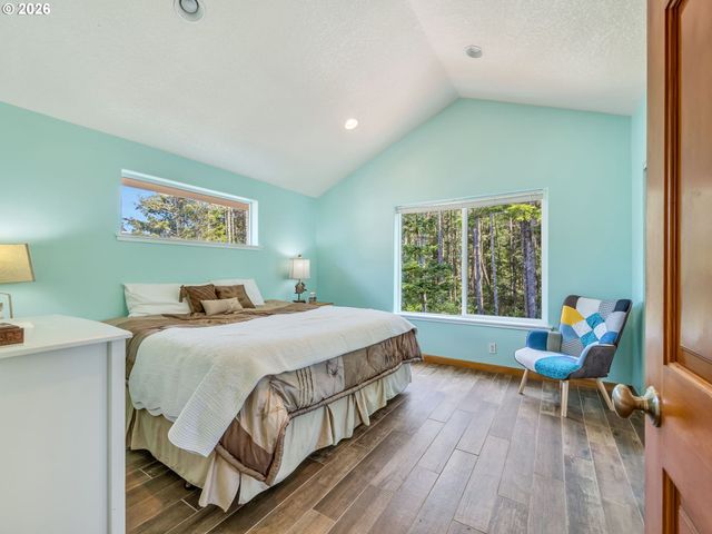 26659 KITTIWAKE Dr, Rockaway Beach, OR 97136