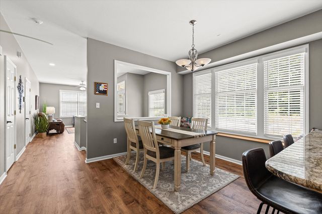 1805 SCARBOROUGH DR, Columbia, MO 65201