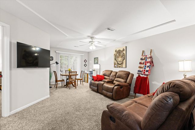 1805 SCARBOROUGH DR, Columbia, MO 65201