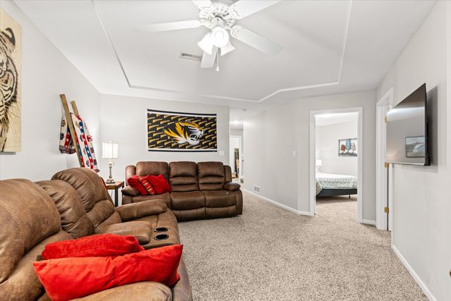 1805 SCARBOROUGH DR, Columbia, MO 65201