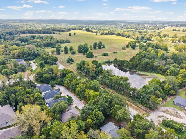 1805 SCARBOROUGH DR, Columbia, MO 65201