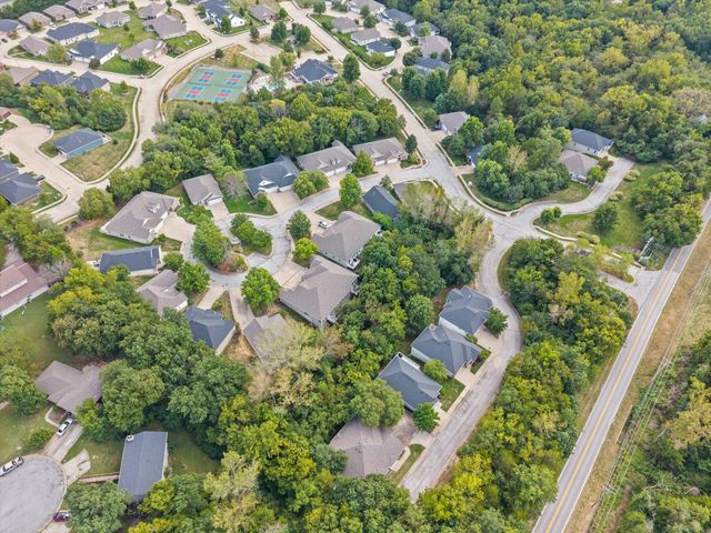 1805 SCARBOROUGH DR, Columbia, MO 65201