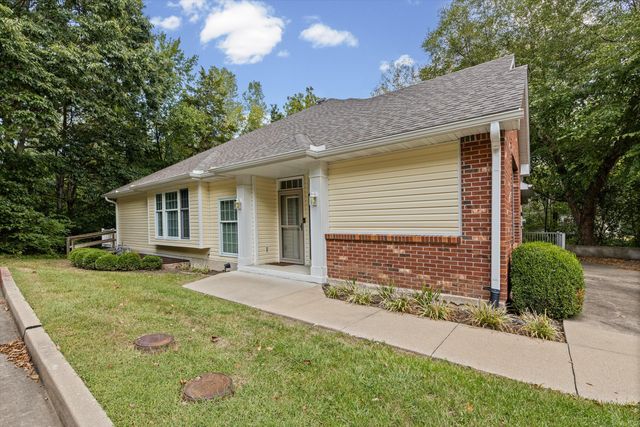 1805 SCARBOROUGH DR, Columbia, MO 65201