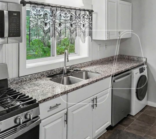 652 Watson Avenue, Saint Paul, MN 55102
