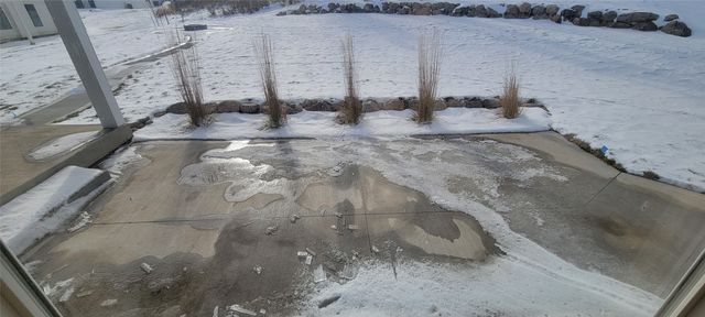 196 E Bridge Circle, Polk City, IA 50226