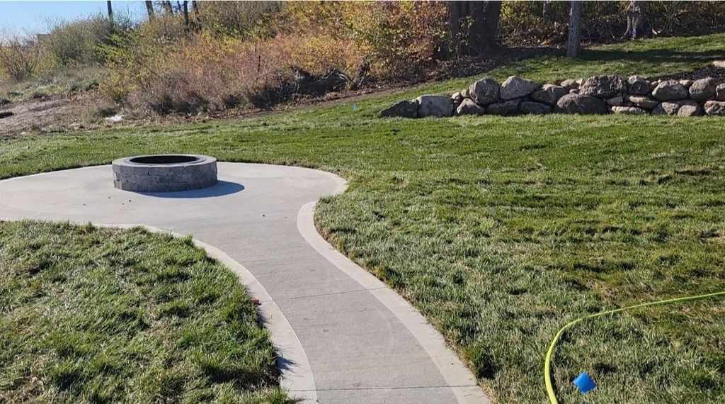 196 E Bridge Circle, Polk City, IA 50226