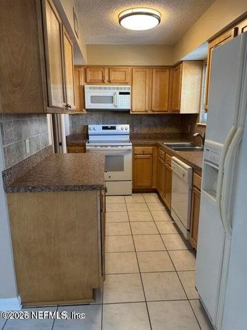 445 NEWPORT Drive, Orange Park, FL 32073