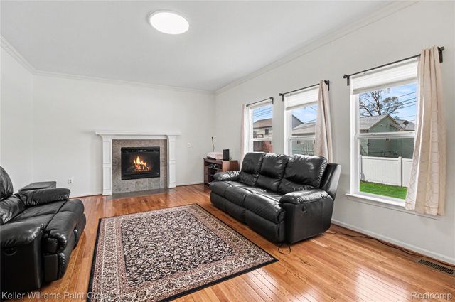 3281 Troy Drive, Troy, MI 48083