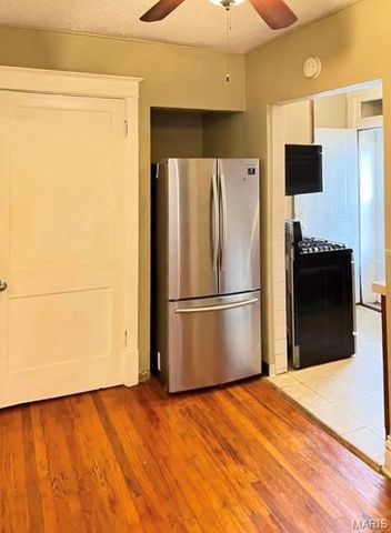 5247 Bancroft Avenue, St Louis, MO 63109
