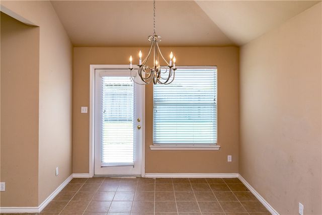 3809 Los Arroyos Dr, Corpus Christi, TX 78414