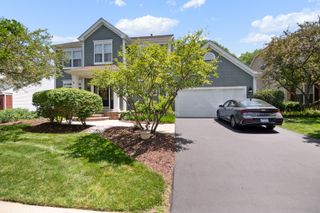 597 CLIFFWOOD Lane, Gurnee, IL 60031