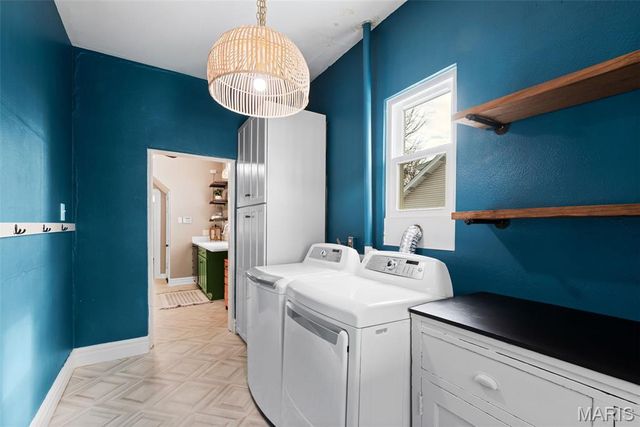 1207 Sunset Avenue, Richmond Heights, MO 63117