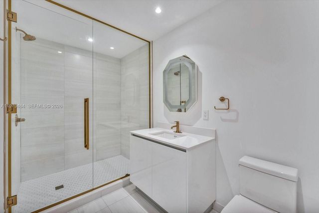 2678 Tigertail Ave 902, Miami, FL 33133