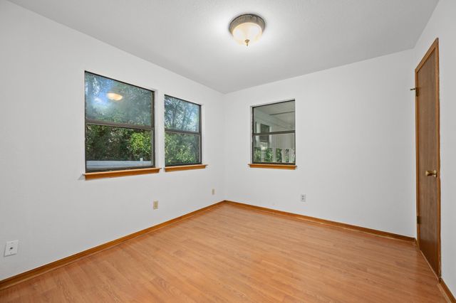 400 N Laurelwood DR, Austin, TX 78733