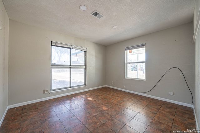 6227 Apple Valley, San Antonio, TX 78242