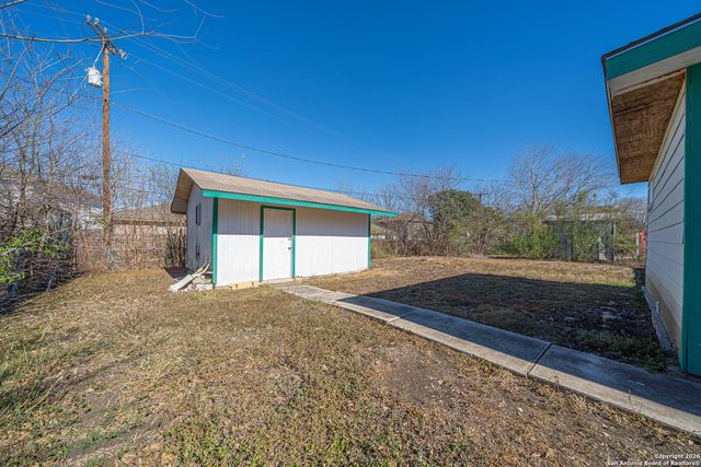 6227 Apple Valley, San Antonio, TX 78242