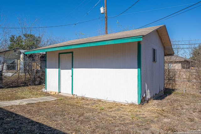 6227 Apple Valley, San Antonio, TX 78242