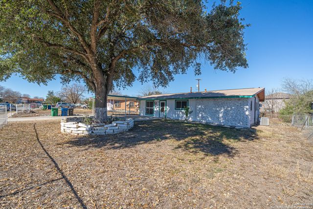 6227 Apple Valley, San Antonio, TX 78242