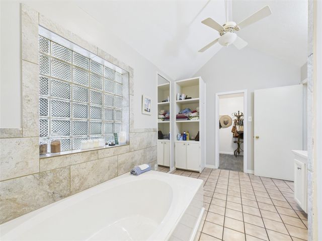 1236 County Road 634, Alvin, TX 77511