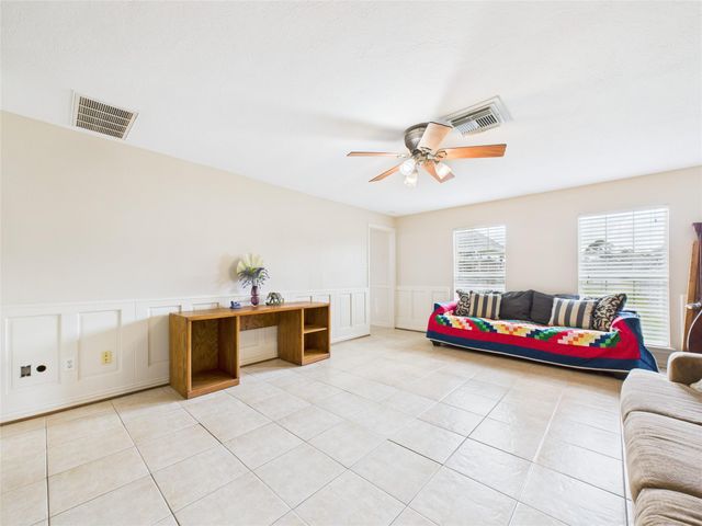 1236 County Road 634, Alvin, TX 77511