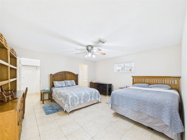 1236 County Road 634, Alvin, TX 77511