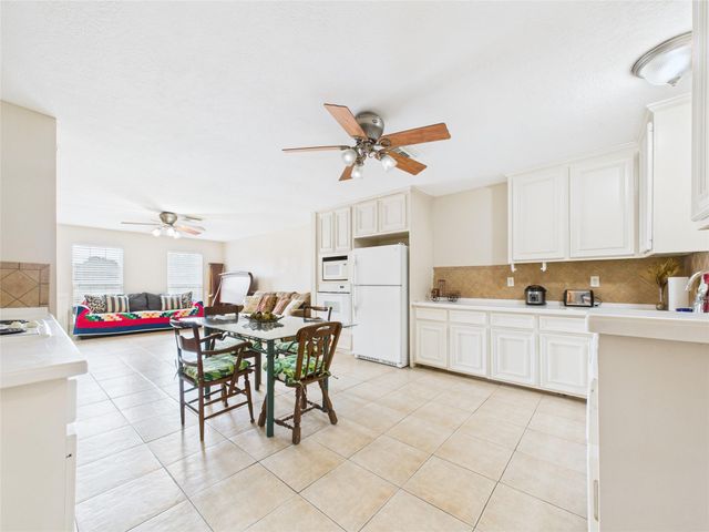 1236 County Road 634, Alvin, TX 77511