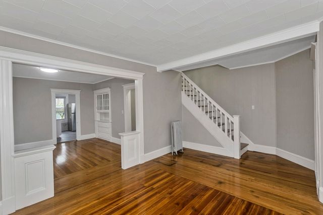 78 Whittier St, Springfield, MA 01108