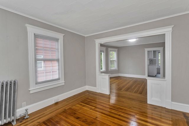 78 Whittier St, Springfield, MA 01108