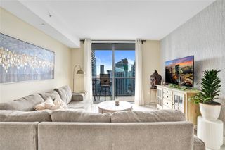 45 SW 9th St 4004, Miami, FL 33130