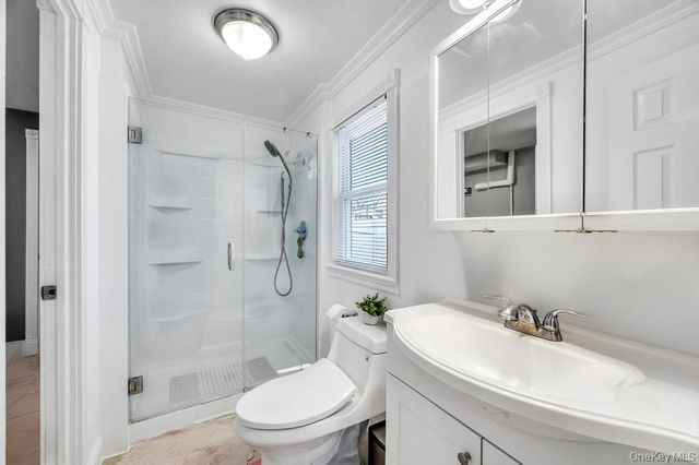 54 Abbot Lane, Hicksville, NY 11801