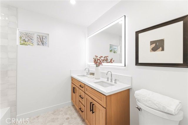 6742 E El Salvador, Long Beach, CA 90815