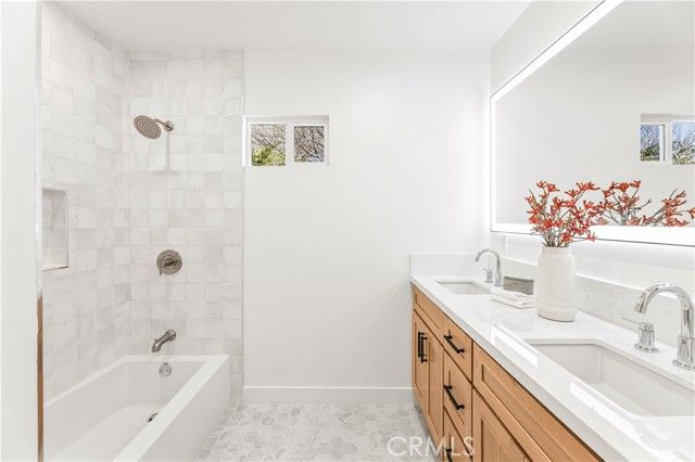 6742 E El Salvador, Long Beach, CA 90815