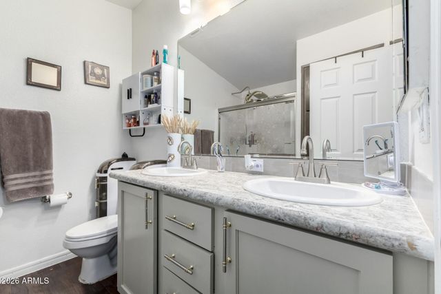 5747 W Missouri Avenue 108, Glendale, AZ 85301