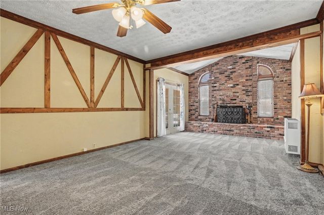 3001 Englewood Drive, Stow, OH 44224