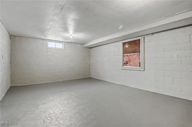 3001 Englewood Drive, Stow, OH 44224