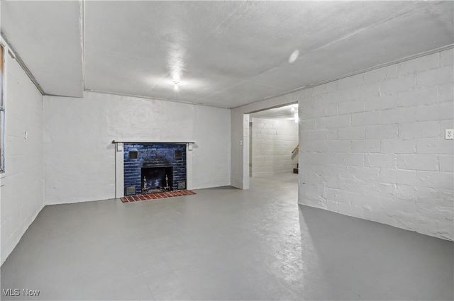 3001 Englewood Drive, Stow, OH 44224